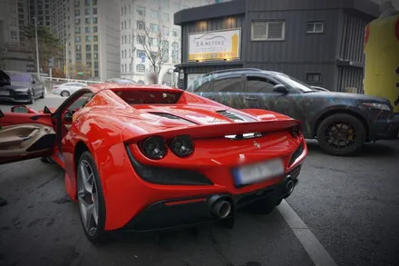 페라리 F8 스파이더 독보적 존재의 알맞은 배기 튜닝 노비텍(NOVITEC) 가변 모듈 장착 / 서울 동작