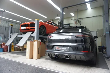 포르쉐 카이엔 터보 GT 배기 튜닝 가변 모듈 적용기 (아크라포빅 배기 옵션) / 서울 동작구