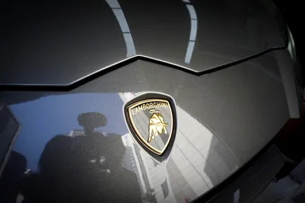 람보르기니 우루스 V8 황소 배기 튜닝 아크라포빅 머플러 ＆ 모듈 작업 진행하였습니다. / 서울 동작구