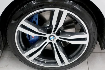 마포구 휠 복원 BMW 6그란 투리스모 20인치 다이아 커팅 휠 복원 / 서울 마포구 성산동