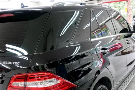 마포구 ML350 전에는 덴트,광택 복원을 오늘은 썬팅작업 합니다 / 서울 마포구 성산동