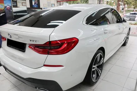 마포구 휠 복원 BMW 6그란 투리스모 20인치 다이아 커팅 휠 복원 / 서울 마포구 성산동