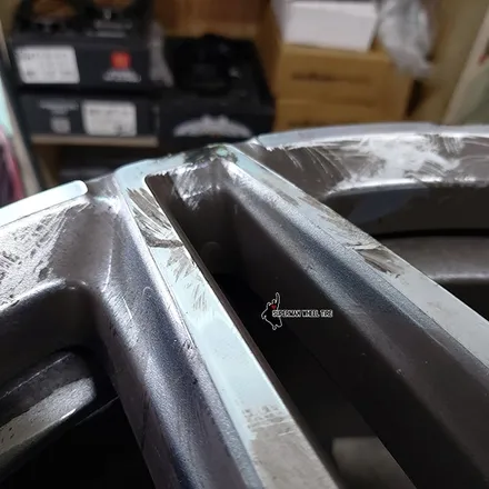 휠복원 후기:)벤츠 E220D AMG 19인치 순정 블랙크롬/전주휠타이어 전주타이어 전주휠복원 / 전주시 덕진구