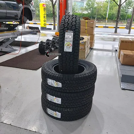 장착후기:)모하비 타쿠마 어솔트 XD 17인치 사제휠 / / 전주시 덕진구