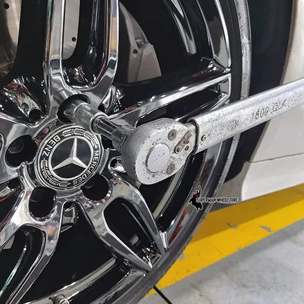 휠복원 후기:)벤츠 E220D AMG 19인치 순정 블랙크롬/전주휠타이어 전주타이어 전주휠복원 / 전주시 덕진구