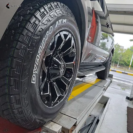 장착후기:)모하비 타쿠마 어솔트 XD 17인치 사제휠 / / 전주시 덕진구