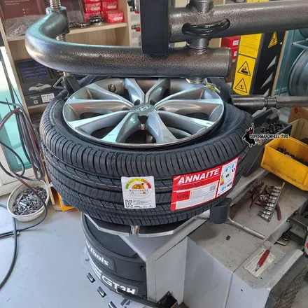 그랜져 HG- 안나이트 AN606 245/45R18 (전주타이어 저렴한 타이어 가성비 타이어) / 전주시 덕진구