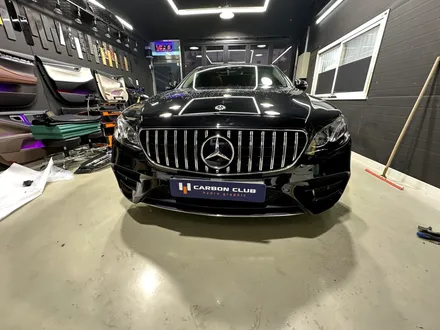 벤츠 E클래스 세로그릴 교체 원주 [카본클럽] / 여주,이천, 경기광주