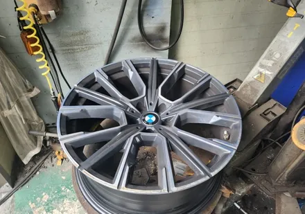 BMW 7시리즈 순정휠20인치 휠주차기스 다이아컷팅복원 수원휠복원 수원휠수리8949 / 수원 영통구