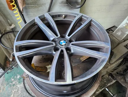 BMW 7시리즈 휠주차기스 수원휠복원 다이아컷팅복원 수원휠수리 8949 / 수원 영통구