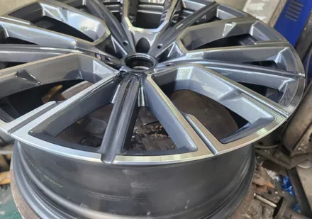 BMW 7시리즈 순정휠20인치 휠주차기스 다이아컷팅복원 수원휠복원 수원휠수리8949 / 수원 영통구