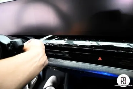 인계동PPF 작업으로 빛나는 BMW G60 520i의 하이그로시 / 수원 팔달