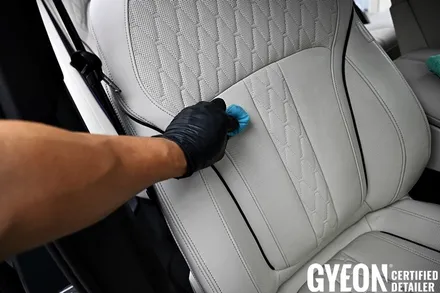 BMW X5 인디비주얼 메리노 화이트 가죽도 걱정 NO! 수원 최고의 가죽코팅 전문점 / 수원 팔달
