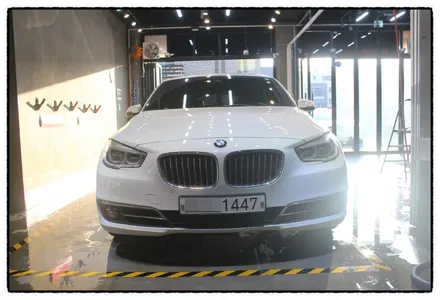 BMW 5GT - 본네트, 생활보호패키지 [부천PPF필름] 하이퀄리티 마감처리... by \