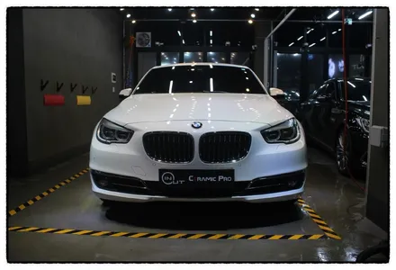 BMW 5GT - 본네트, 생활보호패키지 [부천PPF필름] 하이퀄리티 마감처리... by \
