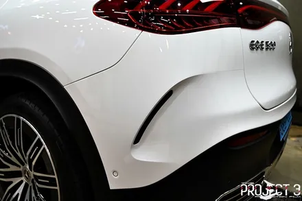 벤츠 EQE SUV 500 폴라 화이트 주차시 중요한 부분 PPF 시공(BENZ EQE SUV) / 수원 팔달