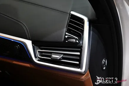 용인PPF BMW X5M 실내 보호를 위한 프로젝트 3 스튜디오 수원센터의 혁신적 PPF 솔루션 / 수원 팔달