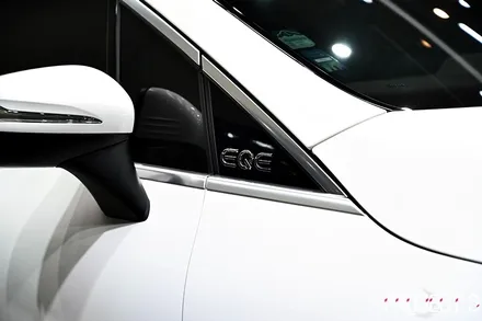 벤츠 EQE SUV 500 폴라 화이트 주차시 중요한 부분 PPF 시공(BENZ EQE SUV) / 수원 팔달