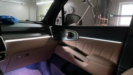 쏘렌토 MQ4 순정엠비언트가 있는데 왜케 허전하지?? 야무진튜닝에서 엠비언트 시공 받고 갬성있게 주행해보자!! / 경기 광주,용인,하남