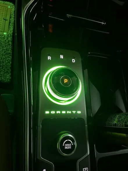 쏘렌토 MQ4 순정엠비언트가 있는데 왜케 허전하지?? 야무진튜닝에서 엠비언트 시공 받고 갬성있게 주행해보자!! / 경기 광주,용인,하남