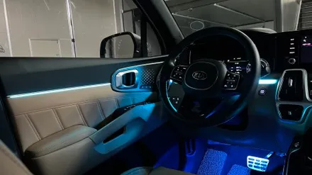 쏘렌토 MQ4 순정엠비언트가 있는데 왜케 허전하지?? 야무진튜닝에서 엠비언트 시공 받고 갬성있게 주행해보자!! / 경기 광주,용인,하남