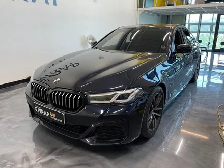 BMW 520 시리즈 크롬죽이기,매직라이트필름,부분랩핑 시공완료 부천랩핑,인천랩핑,광명랩핑,목동랩핑,김포랩핑,시흥랩핑,부천PPF / 부천시 소사구 옥길동