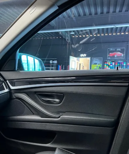 BMW 520d 실내 무광카본 랩핑 sott 스텔스카본 매트카본 실내랩핑 - [구미랩핑/대구랩핑/sy디자인커스텀] / 구미시 선기동
