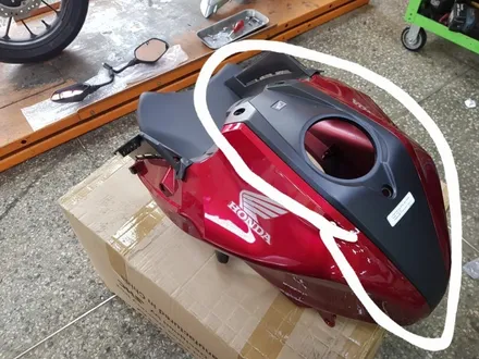 바이크 랩핑 혼다CBR125R 연료탱크 커버 포지드카본 랩핑 포인트 랩핑- [구미랩핑/대구랩핑/경북랩핑/sy디자인커스텀] / 구미시 선기동