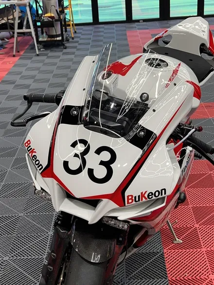 바이크 랩핑 YAMAHA 야마하 R1 & BMW M1000RR 전체 디자인 커스텀 데칼 시공 - [구미랩핑/대구랩핑/경북랩핑/sy디자인커스텀] / 구미시 선기동
