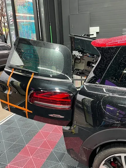 BMW 미니 클럽맨 바이퍼 데칼 디자인 랩핑 포인트 랩핑 - [구미랩핑/대구랩핑/경북랩핑/sy디자인커스텀] / 구미시 선기동