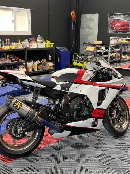 바이크 랩핑 YAMAHA 야마하 R1 & BMW M1000RR 전체 디자인 커스텀 데칼 시공 - [구미랩핑/대구랩핑/경북랩핑/sy디자인커스텀] / 구미시 선기동