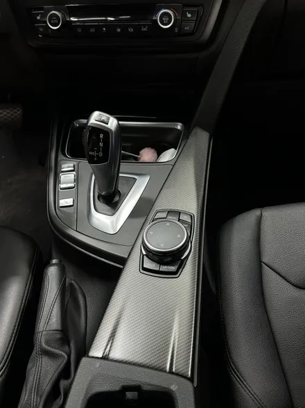 BMW 3시리즈 3GT 무광 카본 실내 랩핑 택랩 세라믹 매트 카본 랩핑 - [구미랩핑/대구랩핑/경북랩핑/sy디자인커스텀] / 구미시 선기동