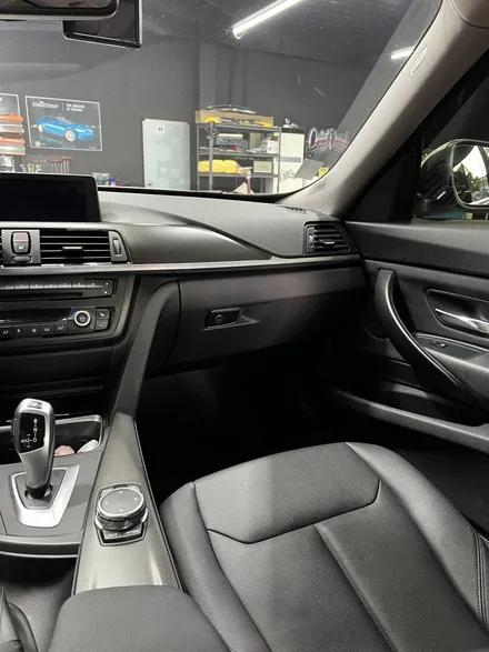 BMW 3시리즈 3GT 무광 카본 실내 랩핑 택랩 세라믹 매트 카본 랩핑 - [구미랩핑/대구랩핑/경북랩핑/sy디자인커스텀] / 구미시 선기동