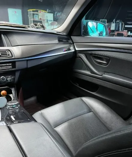 BMW 520d 실내 무광카본 랩핑 sott 스텔스카본 매트카본 실내랩핑 - [구미랩핑/대구랩핑/sy디자인커스텀] / 구미시 선기동