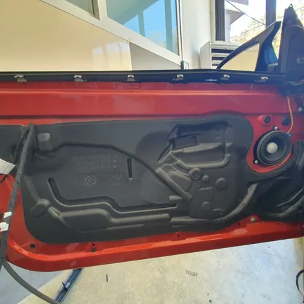 오픈카 뚜따 감성마력의 끝판왕!! BMW F83 M4컨버터블 4시리즈 F바디 비노출 아크릴 엠비언트, 풋등, 스피커LED, 도어포켓 네온 시공!! 서울 광진구 카디자인 입고. / 광진구, 성수, 송파, 동대문