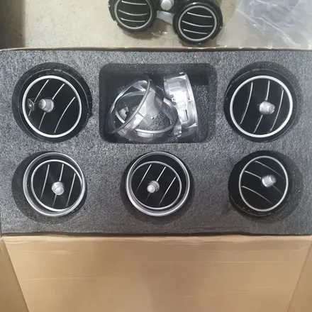 벤츠 C63 AMG 쿠페, 벤풍구 송풍구LED 벤츠송풍구 스피커부메스터 스피커LED 엠비언트 풋등 순정연동, 서울 광진구 카디자인 입고!! / 광진구, 성수, 송파, 동대문