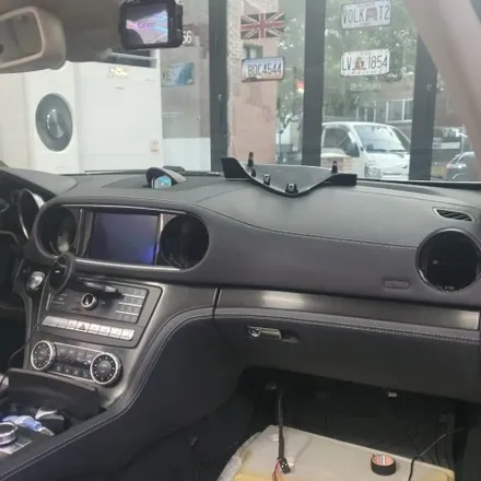 서울 광진구에서 벤츠SL 63AMG R172 비노출과 매립 엠비언트 후방 블랙박스 예시설명 / 광진구, 성수, 송파, 동대문
