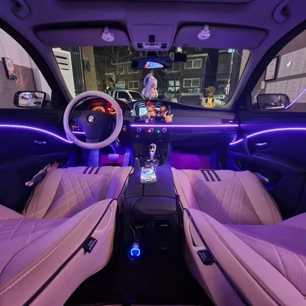 BMW E바디 E60 5시리즈 528I 520D 520I 530D 530I M스포츠 실내 엠비언트 무드등 풋등 방음 고속주행 풍절음 차단 엔진소음 서울 광진구 카디자인 / 광진구, 성수, 송파, 동대문