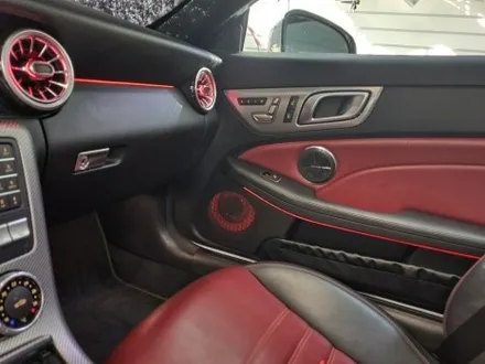 벤츠 SLC 43 AMG R172 엠비언트 시공 / 광진구, 성수, 송파, 동대문