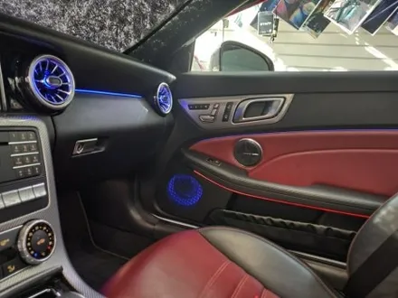 벤츠 SLC 43 AMG R172 엠비언트 시공 / 광진구, 성수, 송파, 동대문