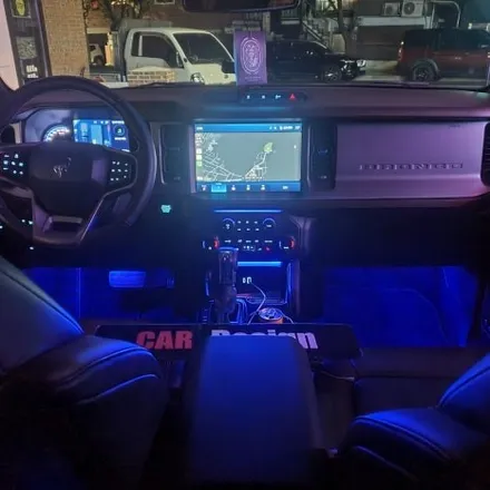 랭글러 지프 vs 포드 브롱코! 엠비언트 감성어때 서울 광진구 수입차 맛집 / 광진구, 성수, 송파, 동대문