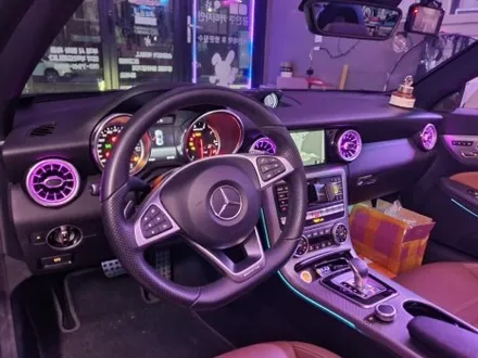 벤츠 SL SLC SLK R172 43 63 AMG 엠비언트 송풍구 윈드디플렉터 블랙박스 / 광진구, 성수, 송파, 동대문