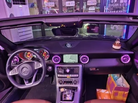벤츠 SL SLC SLK R172 43 63 AMG 엠비언트 송풍구 윈드디플렉터 블랙박스 / 광진구, 성수, 송파, 동대문
