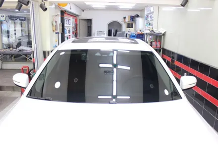 탑폴리싱 [ BMW G30 520D ] 루프스킨, 키드니그릴 교체하기 / 양천구 신정동