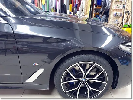 BMW 530e 무광레드크롬 전체랩핑 무광크롬 크롬랩핑