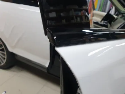 랜인지로버 보그 블랙에서 화이트 전체 랩핑 + 헤드라이트PPF