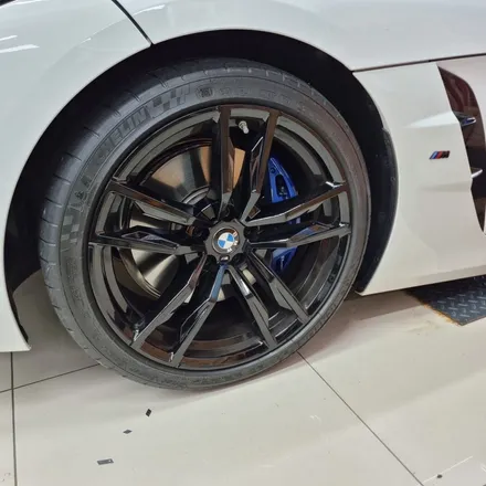 휠 색 바꾸기 새로운 휠 랩핑 BMW Z4휠랩핑