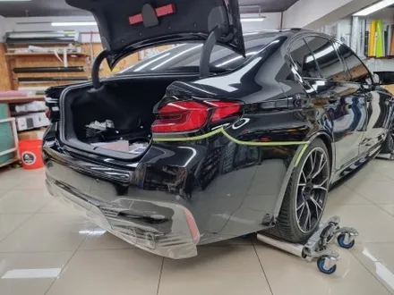 BMW M5 뒷범퍼PPF 커스텀데칼 라인데칼 트론데칼