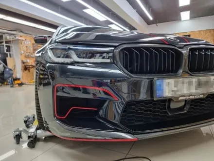 BMW M5 뒷범퍼PPF 커스텀데칼 라인데칼 트론데칼