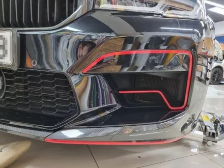 BMW M5 뒷범퍼PPF 커스텀데칼 라인데칼 트론데칼
